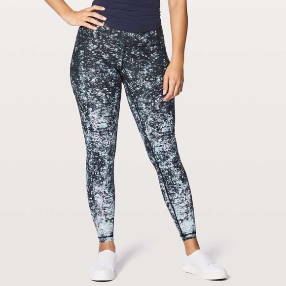 lululemon athletica Pants - Lululemon Effervescence Wunder Under 28" like new